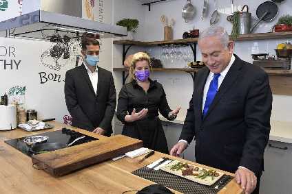 Netanyahu tastes cell-ba<em></em>sed steak at Aleph Farms