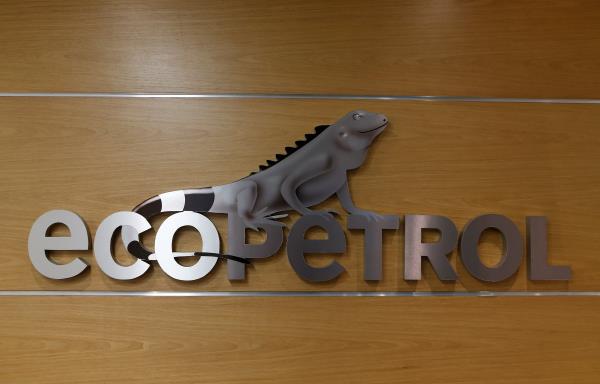 The logo of Ecopetrol is pictured at its headquarters in Bogota, Colombia August 11, 2017.  REUTERS/Jaime Saldarriaga