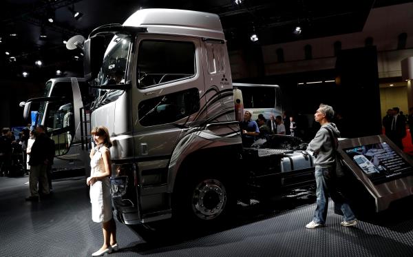 Daimler AG's FUSO Super Great truck is pictured at the 45th Tokyo Motor Show in Tokyo