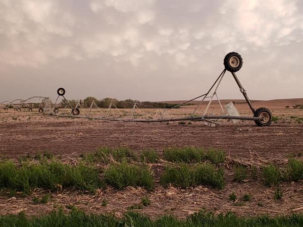 Dust storm, hurricane-force winds tear destructive path across Upper Midwest