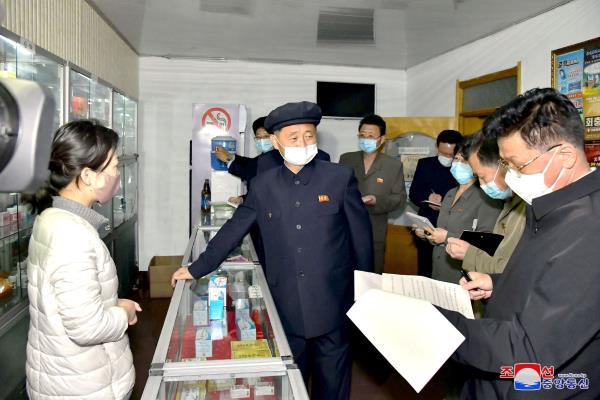 North Korea's Premier Kim Tok Hun, inspects a pharmacy amid the coro<em></em>navirus disease (COVID-19) pandemic, in Pyongyang