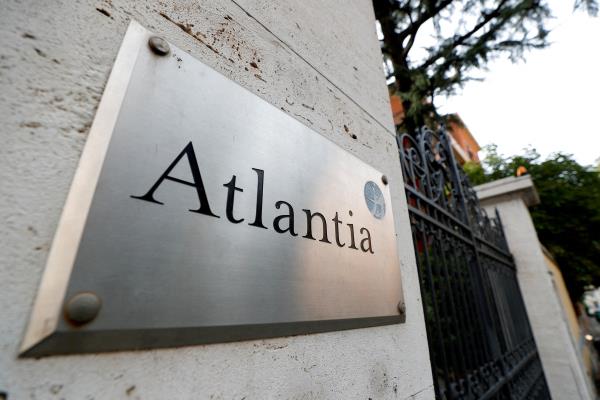 FILE PHOTO: FILE PHOTO: An Atlantia sign outside the Italian infrastructure group's Rome headquarters