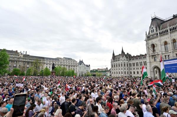 Tens of thousands march in Budapest against Orban