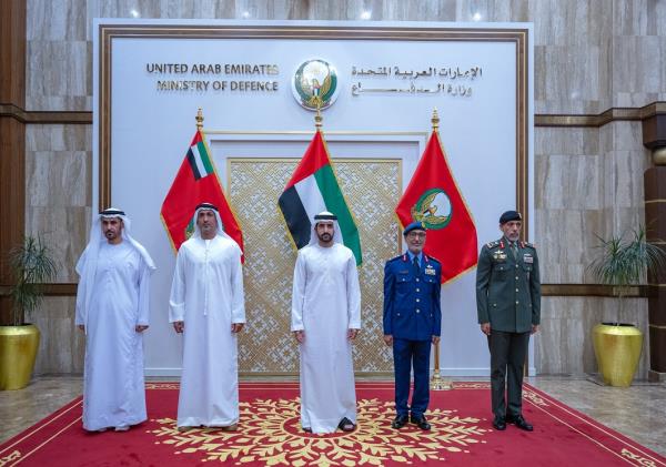 Hamdan bin Mohammed visits the Ministry of Defense and reports on the progress of the work and the most important projects and development processes there.