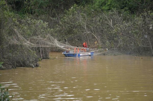 Wife says search over for bound-and-gagged Felcra retiree Sabari thrown into Kedah river, without success