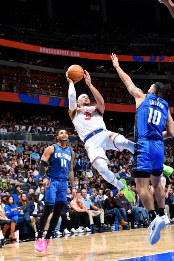 Josh Hart attempts a shot during the Knicks' win against the Magic on Dec. 27.