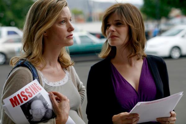 BREAKING BAD, Anna Gunn, Betsy Brandt.