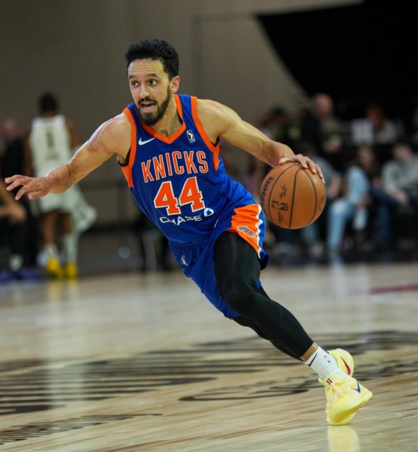 Landry Shamet of the Westchester Knicks dribbles the ball during the game against the Grand Rapids Gold during the 2024-25 G League Winter Showcase on December 21, 2024