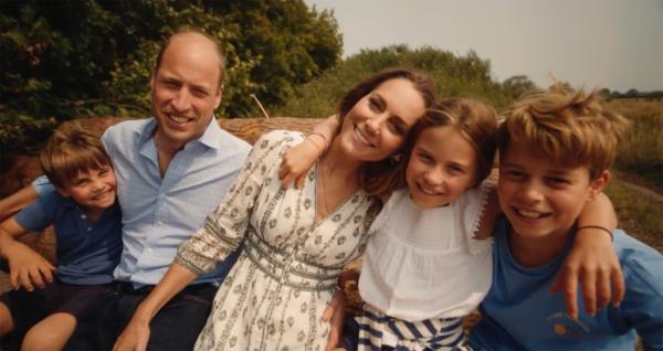 Kate Middleton with her husband and kids