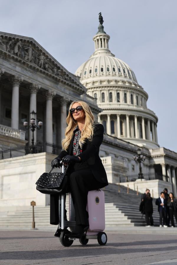 Reality television star Paris Hilton is co<em></em>nsidering running for elected office.