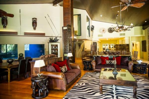 uShaka Lodge is an African-style lounge area at Jamala.